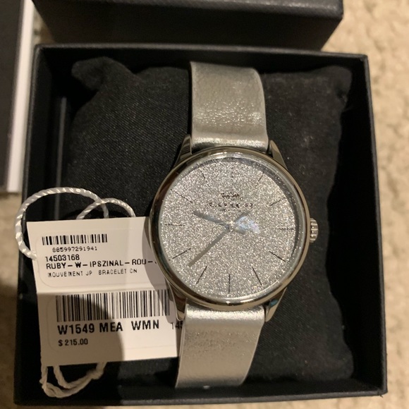 Coach watch - Picture 3 of 4